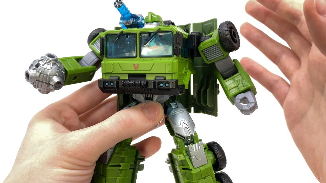 Transformers Legacy Bulkhead In Hand Image  (25 of 56)